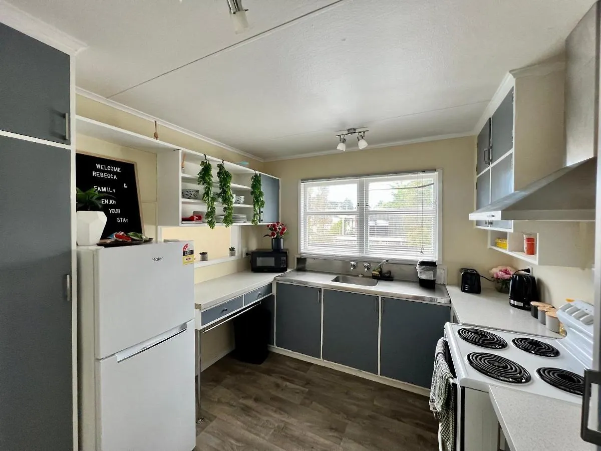 Spacious 3 Bedroom Near Skyline-5 Min Walk Rotorua